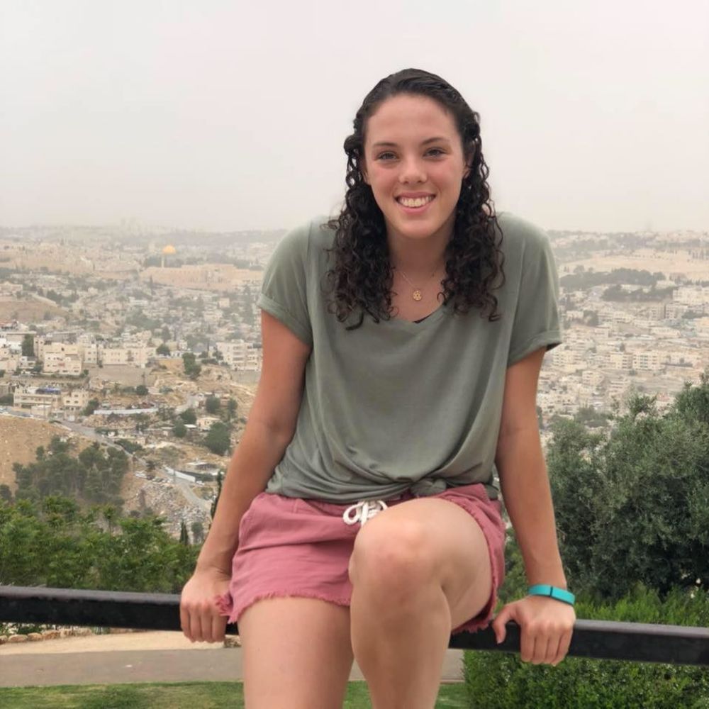 Meet your Posher, Hailey